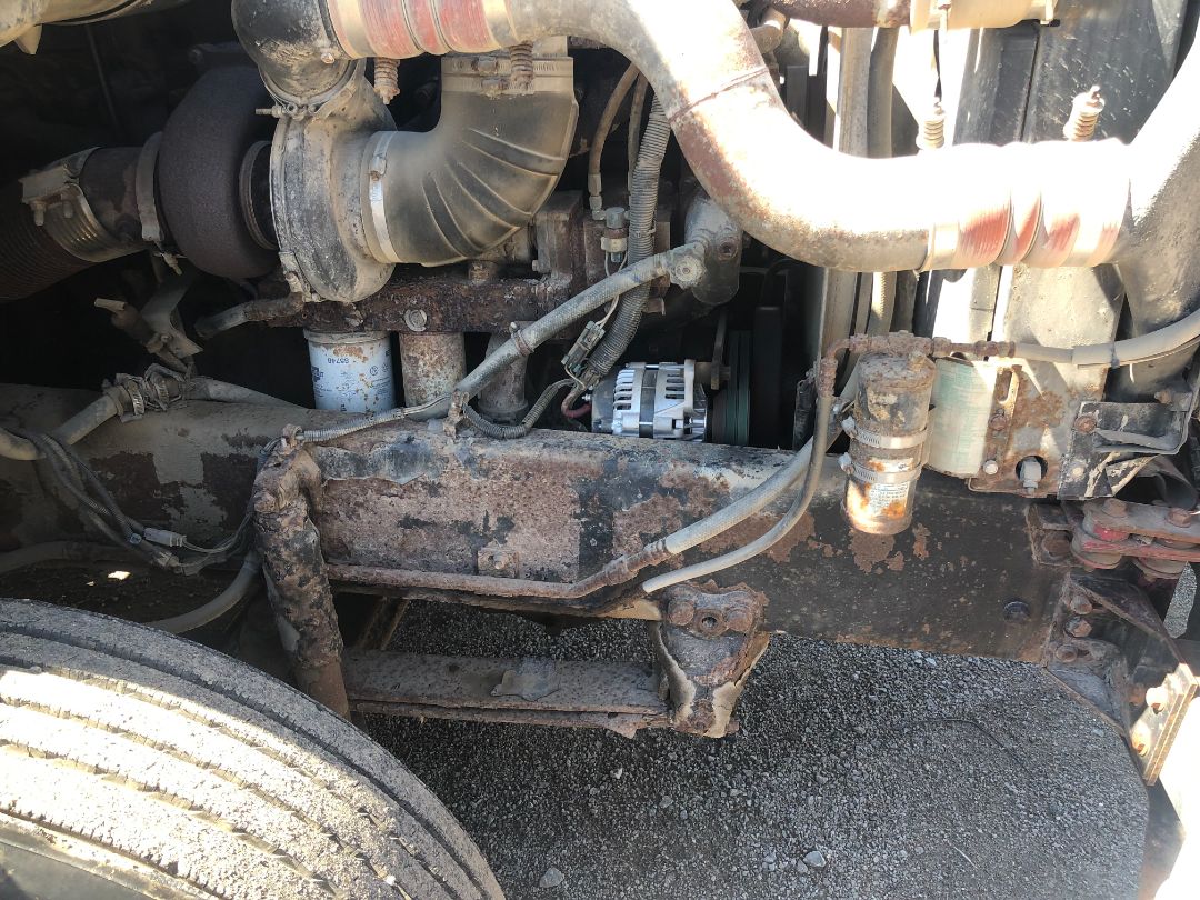 1996 VOLVO WG64 - Image 30